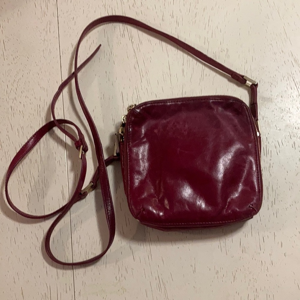 HOBO Crossbody in Merlot